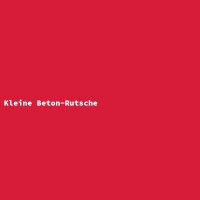 Kleine Beton-Rutsche